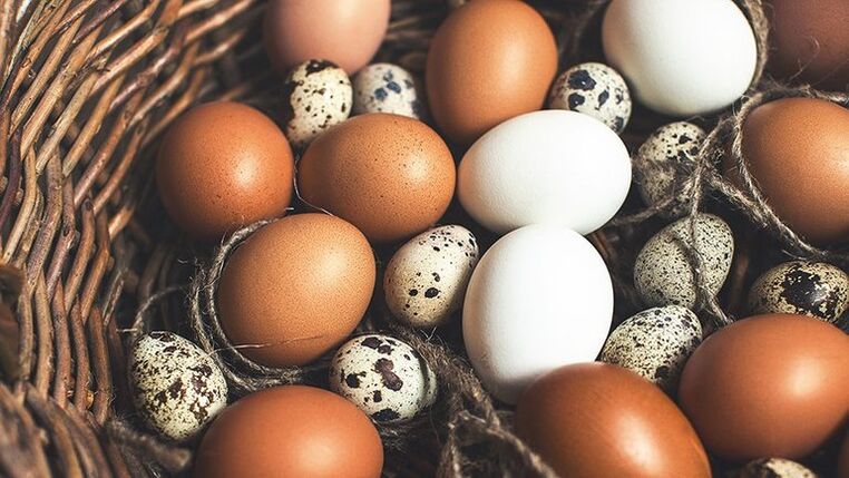 Quail and chicken eggs should be added to a man's diet in order to maintain potency. 